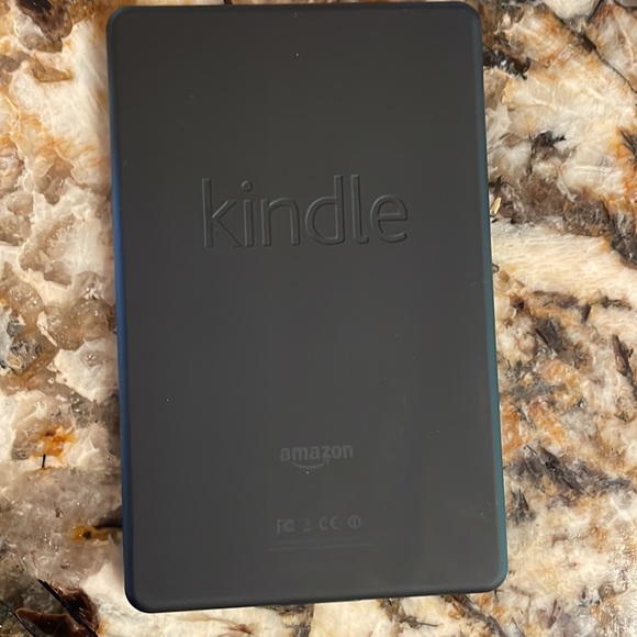 Amazon Kindle Fire 1st generation 8gb - Picture 3 of 4